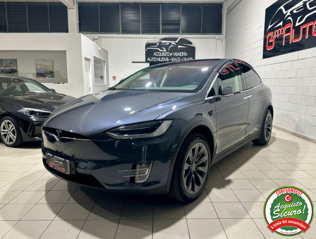 TESLA Model X Grigio scuro metallizzato
