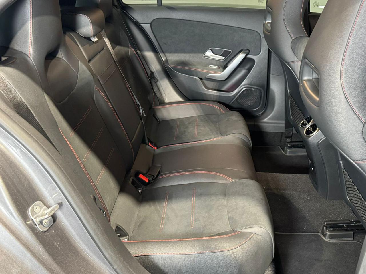 MERCEDES-BENZ A 200 D Automatic AMG Line Advanced Plus - 13