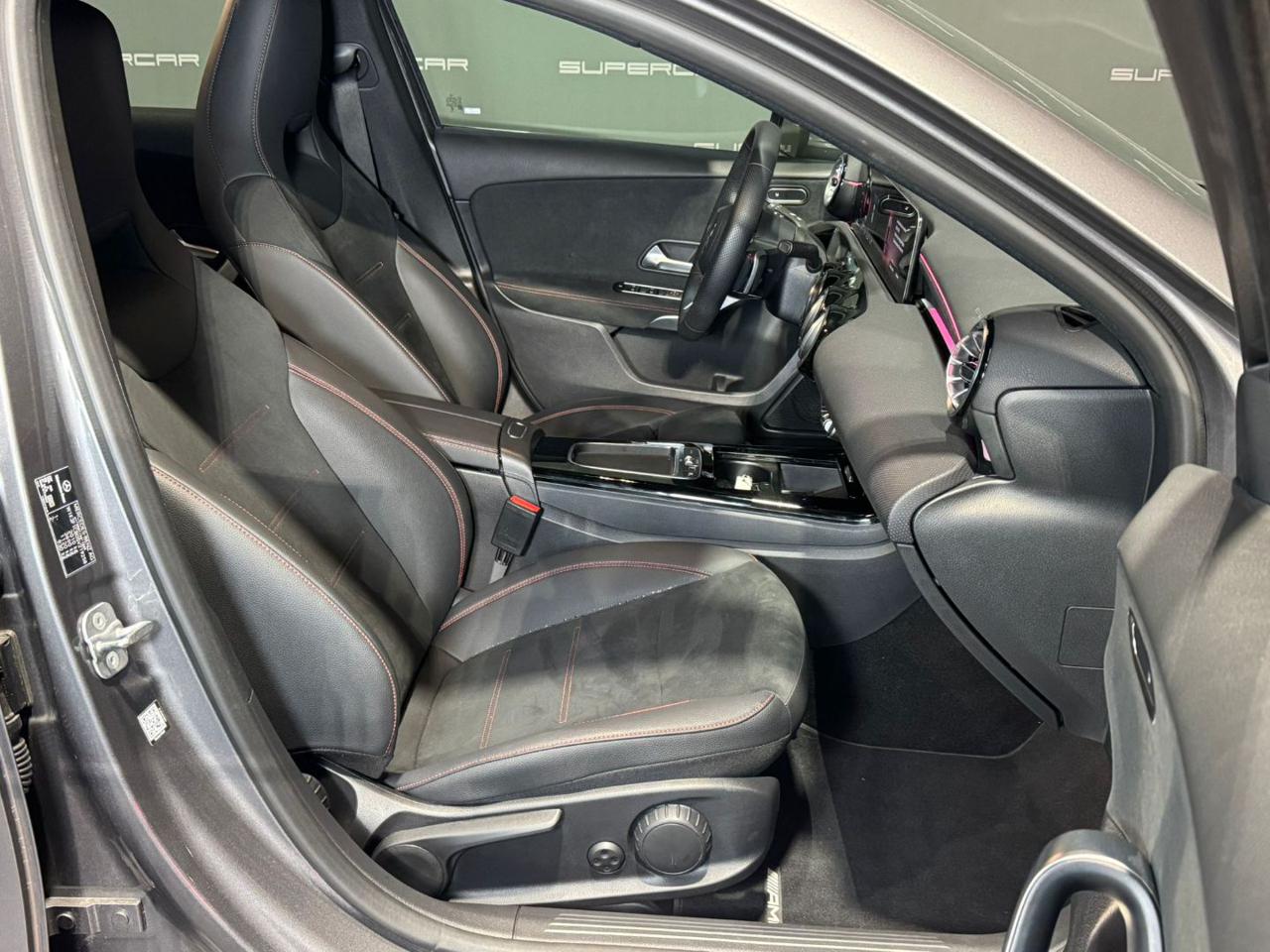 MERCEDES-BENZ A 200 D Automatic AMG Line Advanced Plus - 12