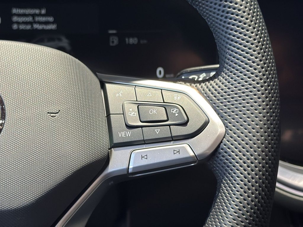 VOLKSWAGEN Touareg Nuova Touareg R-Line Final Edition 3.0 V6 TDI SCR - 19