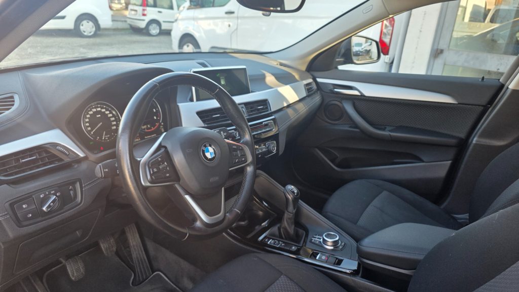 BMW X2 xDrive18d Business-X - 8