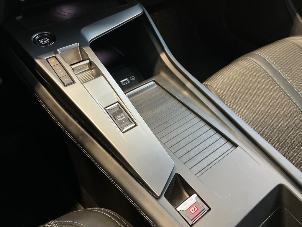 PEUGEOT 308 BlueHDi 130 S&S SW Allure Pack - 14