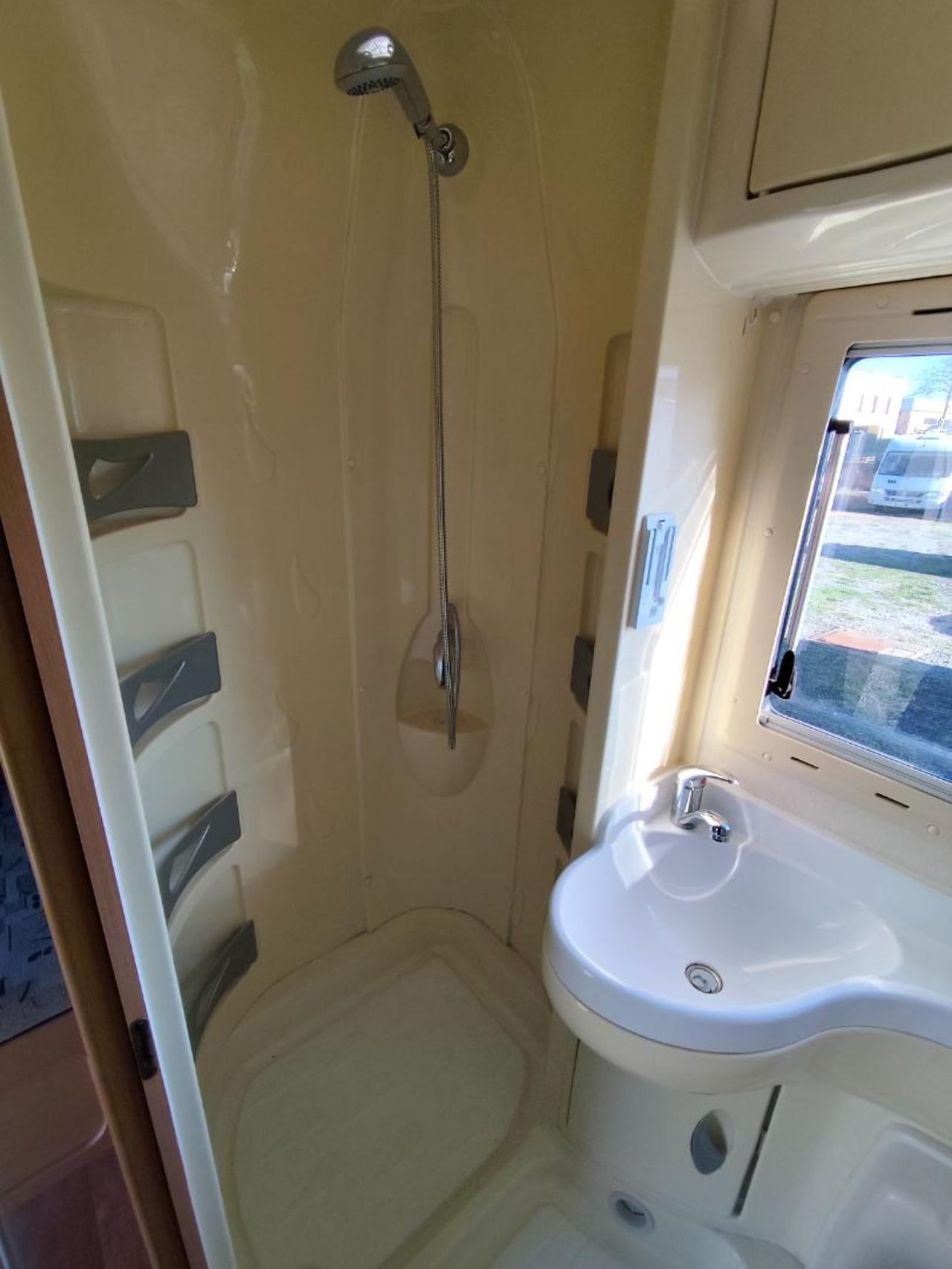 ROLLER TEAM GRANDUCA 64 - 23