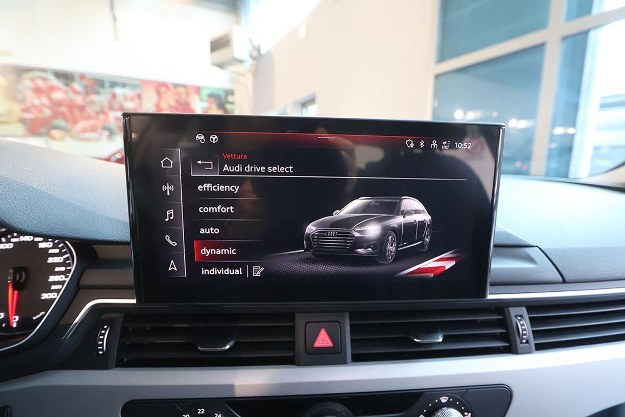 AUDI A4 30 TDI Avant S-Tronic Business - 26