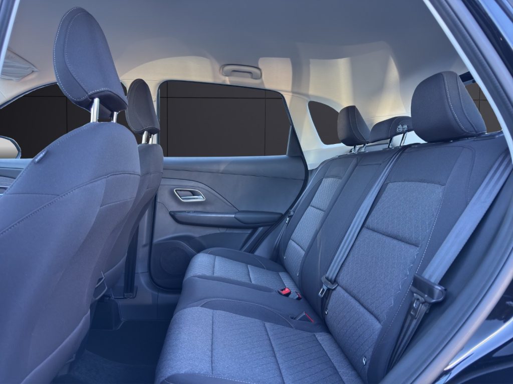 MG ZS 1.5 Standard Ice - 13