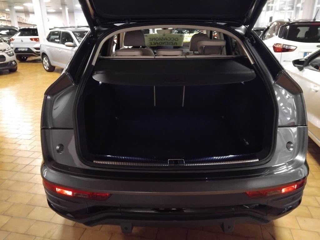 AUDI Q5 SPORTBACK 40 TDI quatr S tr. S line MHEV PELLE 20 - 11