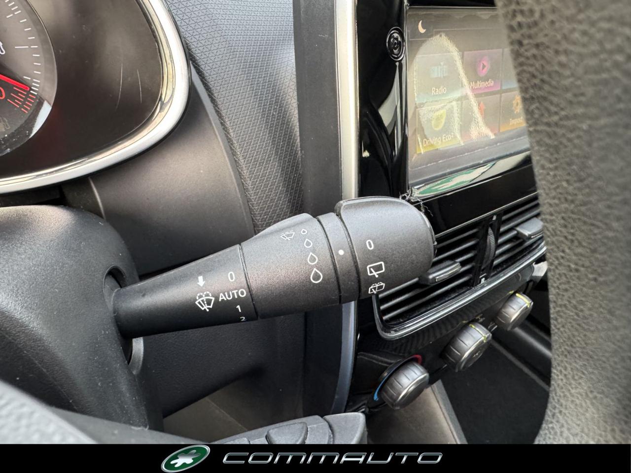 RENAULT Clio dCi 8V 75 CV Start&Stop 5 porte Energy Duel2 - 16