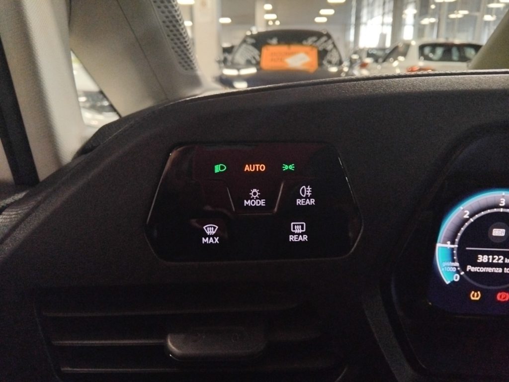 VOLKSWAGEN Caddy 1.4 TGI Trendline - 20