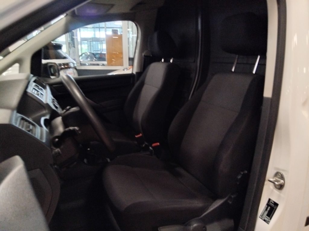 VOLKSWAGEN Caddy 1.4 TGI Trendline - 12