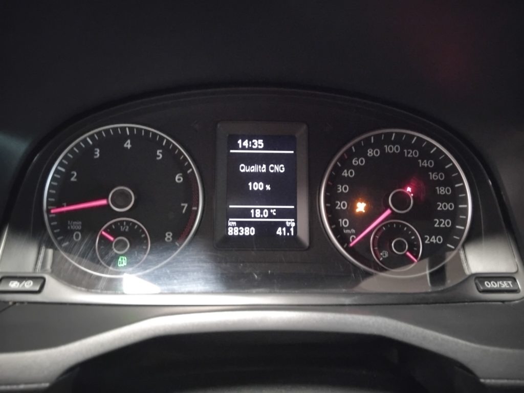 VOLKSWAGEN Caddy 1.4 TGI Trendline - 18