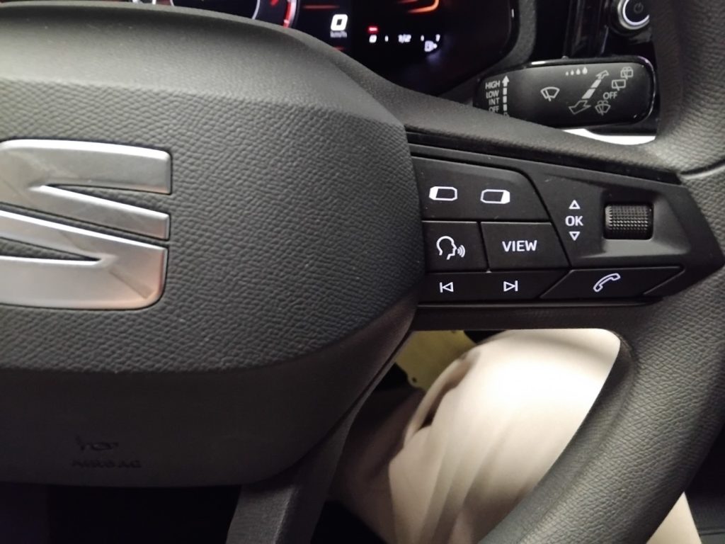 SEAT Arona 1.0 EcoTSI Reference 16 - 16