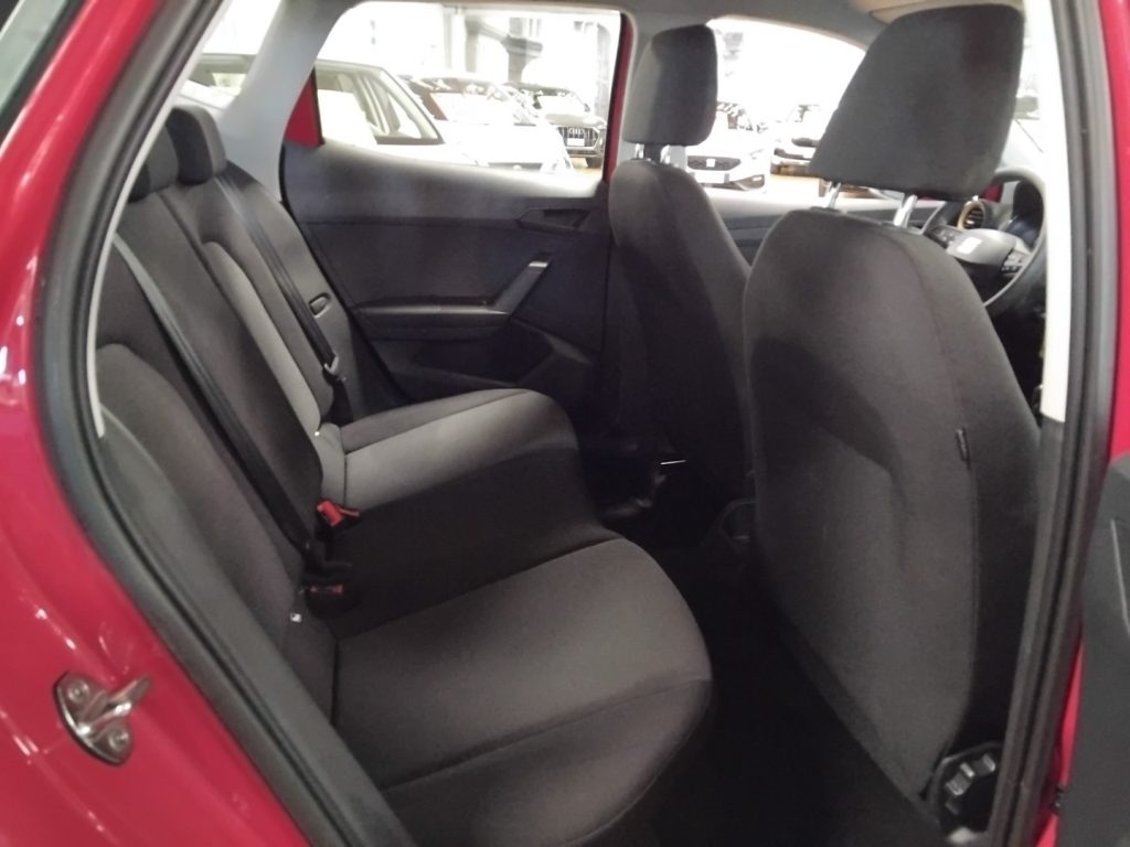 SEAT Arona 1.0 TGI Reference - 11