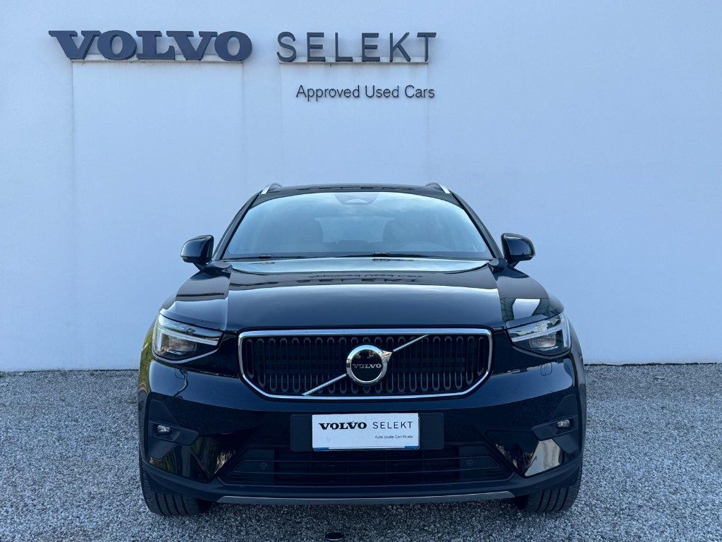 VOLVO XC40 B3 automatico Core - Foto 2