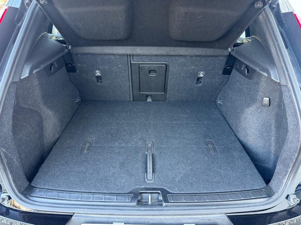 VOLVO XC40 B3 automatico Core - Grid Foto 11