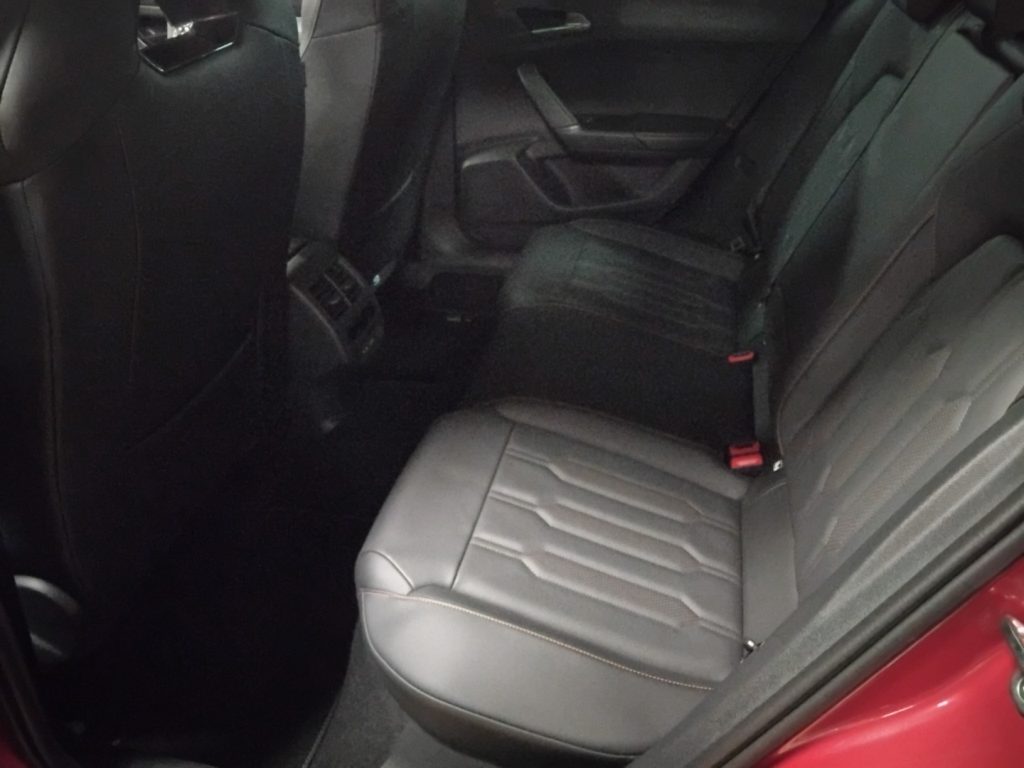 CUPRA Formentor 1.5 TSI DSG 19 - 10