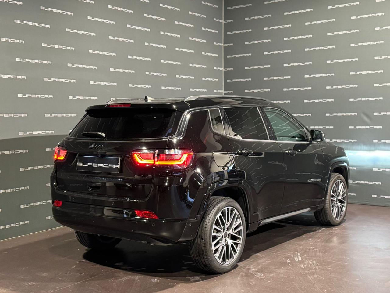 JEEP Compass 1.5 Turbo T4 130 CV MHEV 2WD Summit - 3