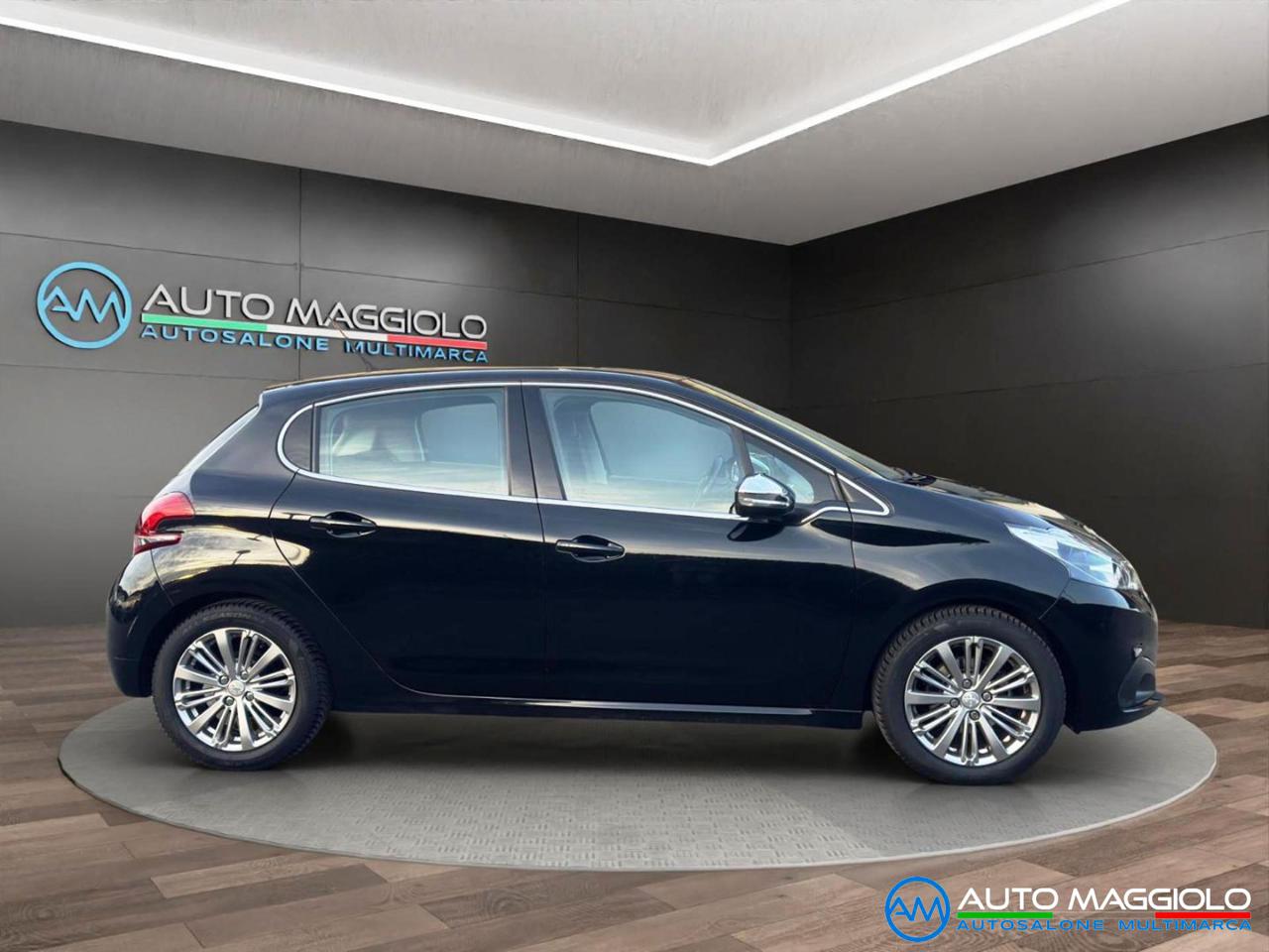 PEUGEOT 208 1.2 PureTech 82 5p. GPL Allure DISTRIBUZIONE FATTA - 4