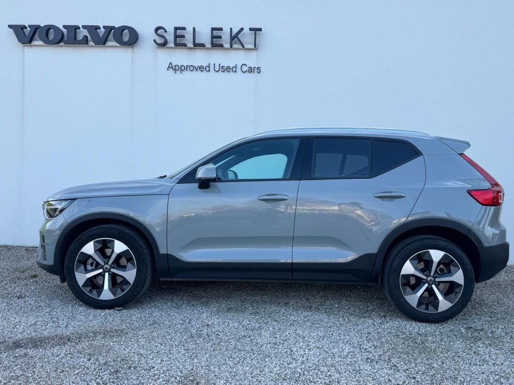 VOLVO XC40 B3 automatico Core - Foto 4