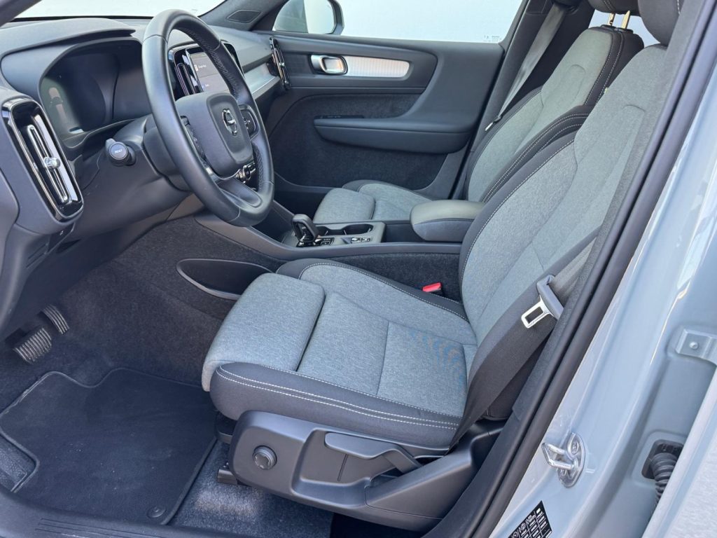 VOLVO XC40 B3 automatico Core - Grid Foto 7