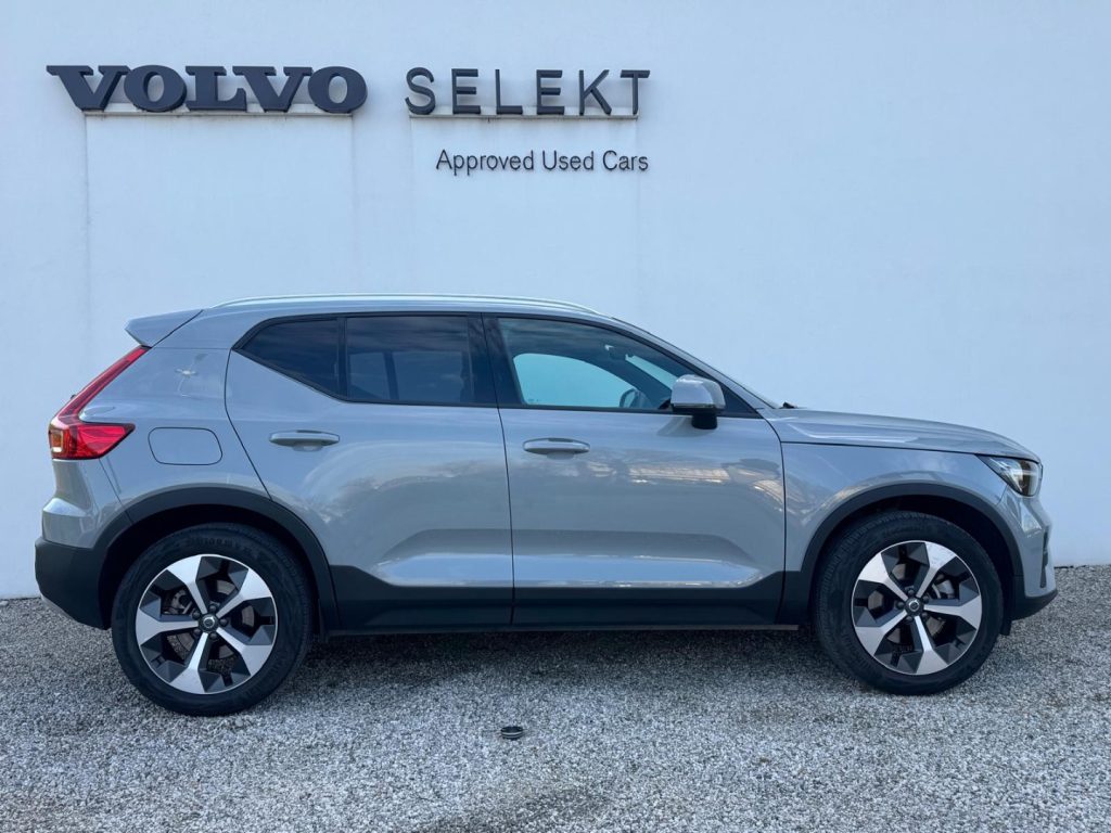 VOLVO XC40 B3 automatico Core - Foto 5