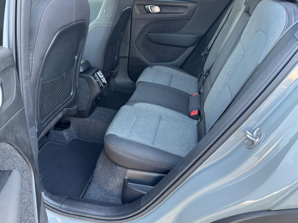 VOLVO XC40 B3 automatico Core - Grid Foto 8