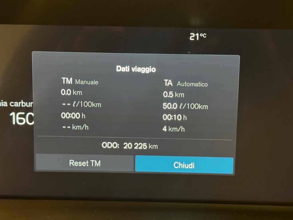 VOLVO XC40 B3 automatico Core - Grid Foto 14