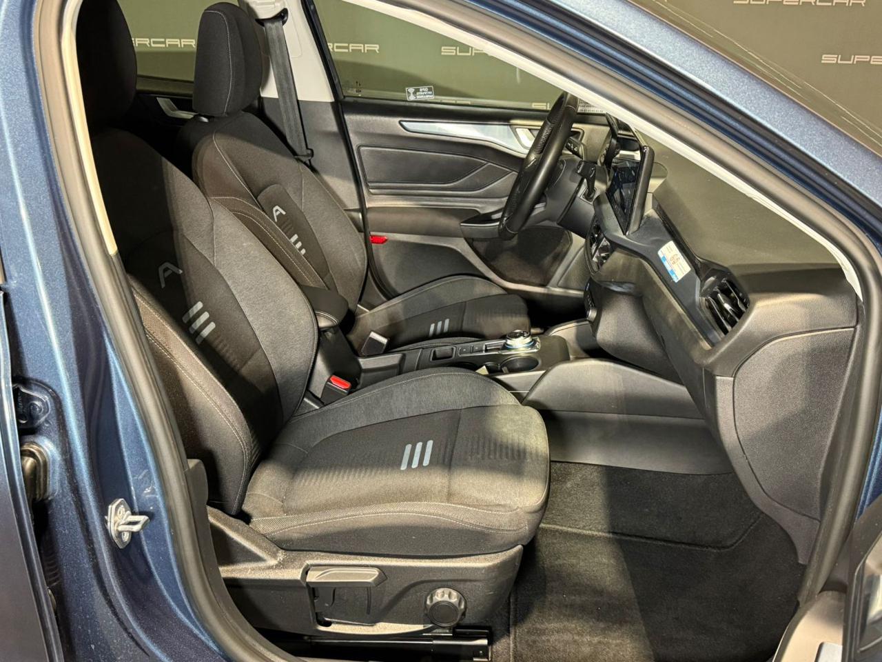 FORD Focus 1.5 D 115CV auto CV SW Active Design - 12