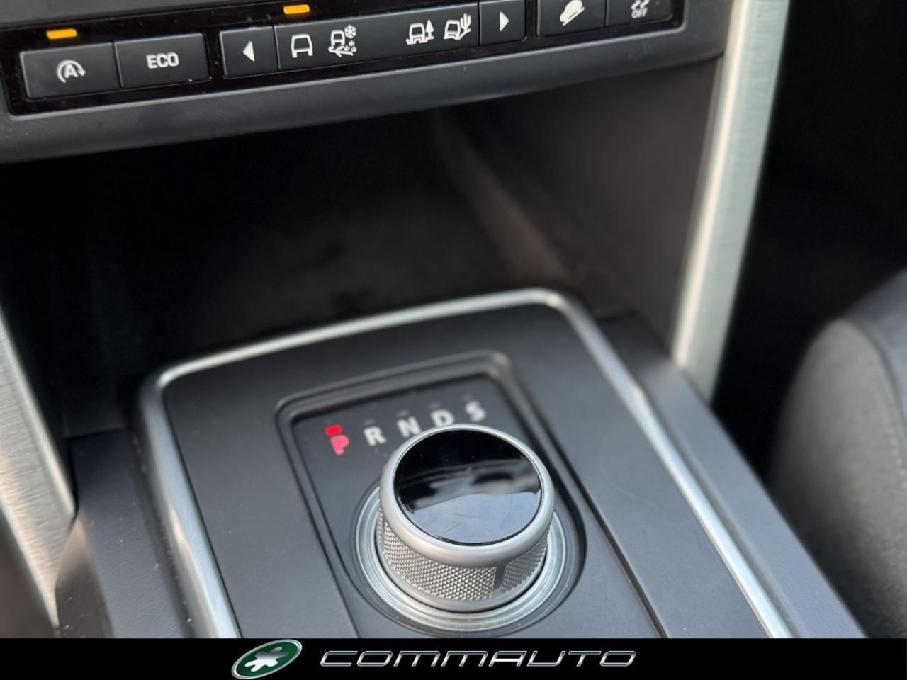 LAND ROVER Discovery Sport 2.0 TD4 180 CV AWD Auto HSE - 23