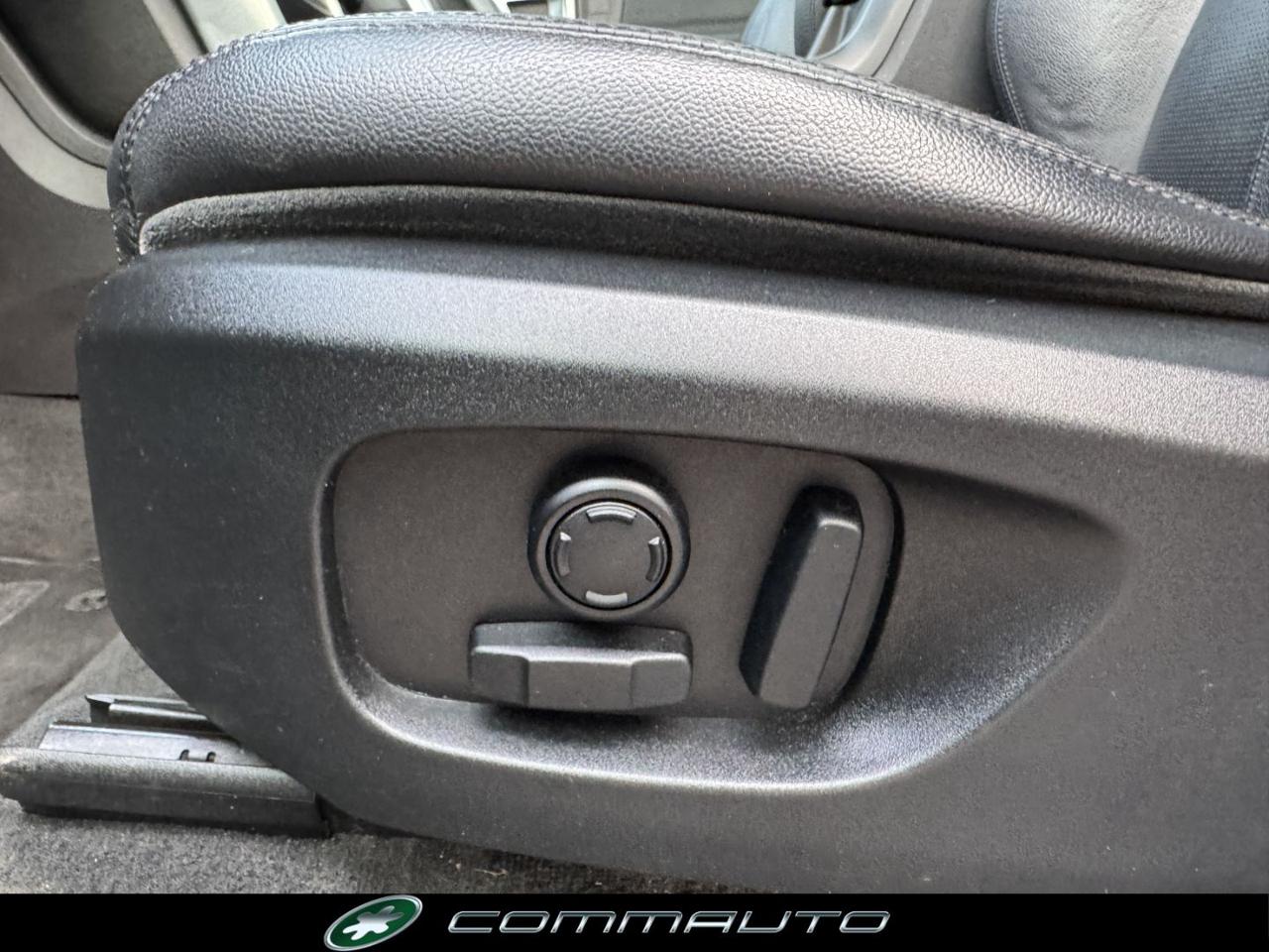 LAND ROVER Discovery Sport 2.0 TD4 180 CV AWD Auto HSE - 13