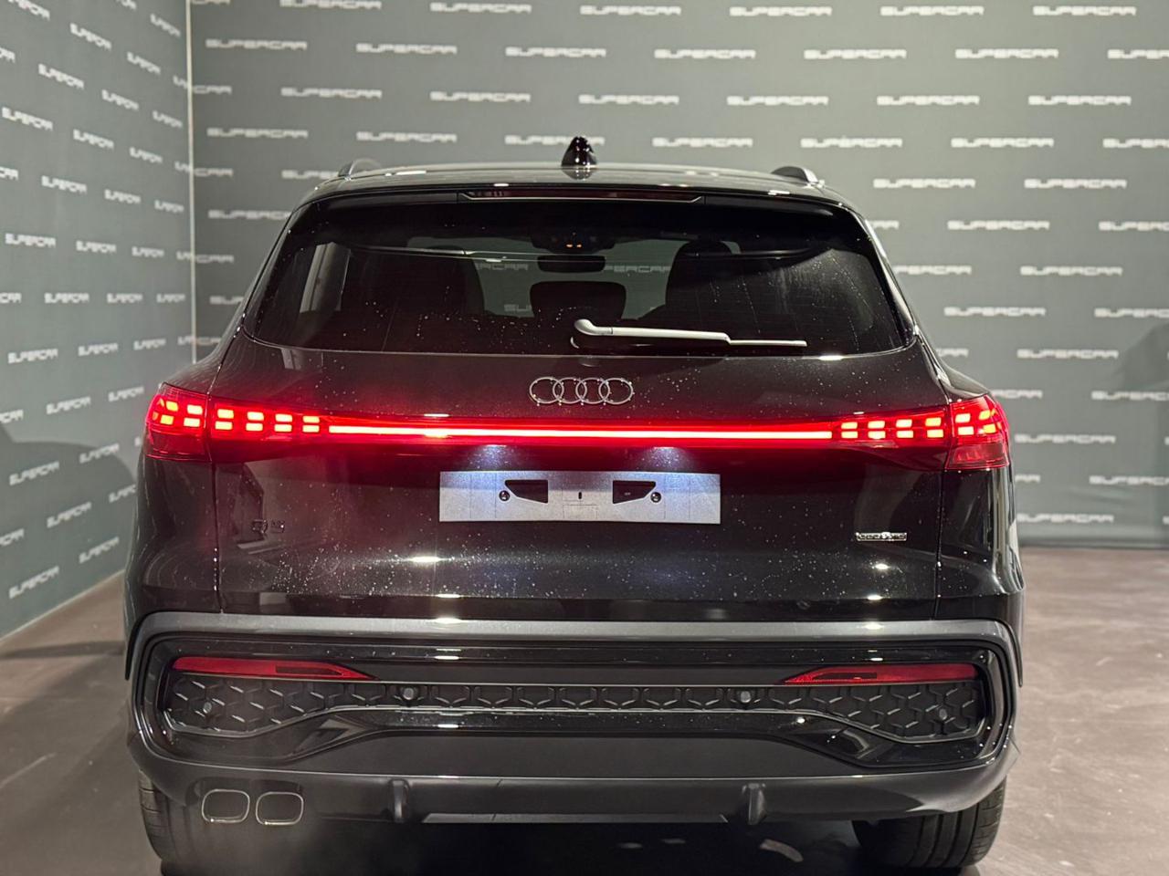 AUDI Q5 40 TDI 204 CV quattro S tronic S line - 4