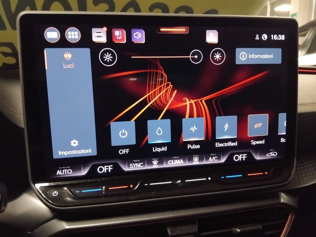 CUPRA Leon 2.0 TDI DSG EDGE PACK - 33