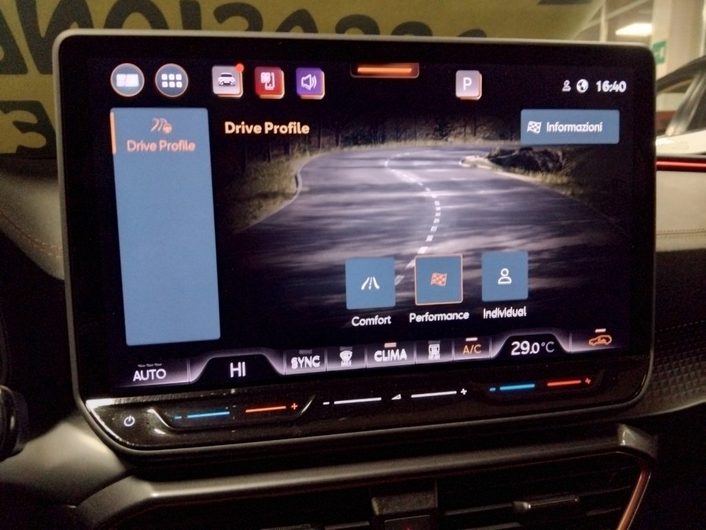 CUPRA Leon 2.0 TDI DSG EDGE PACK - 36