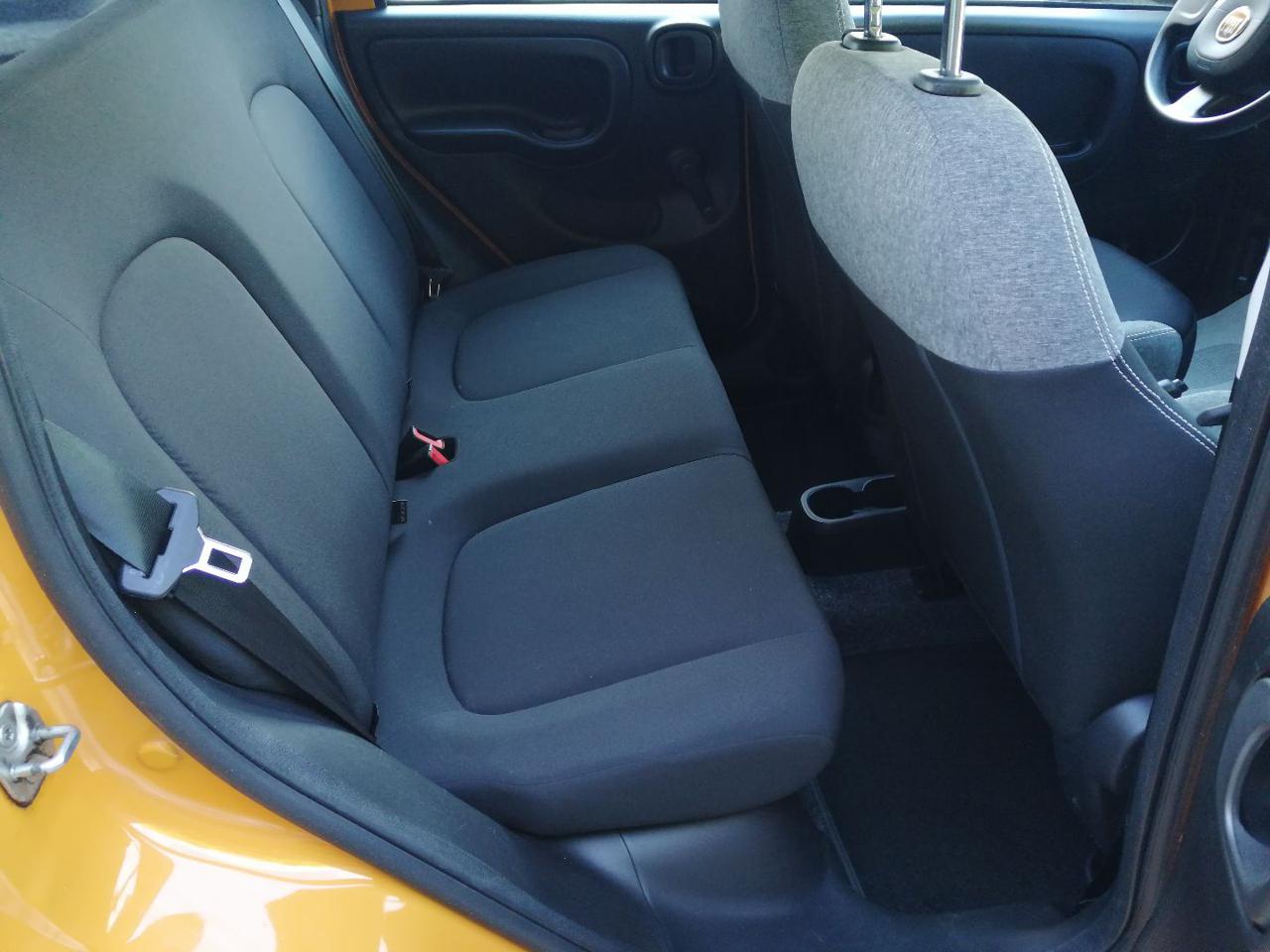 FIAT Panda 1.0 FireFly S&S Hybrid - 11