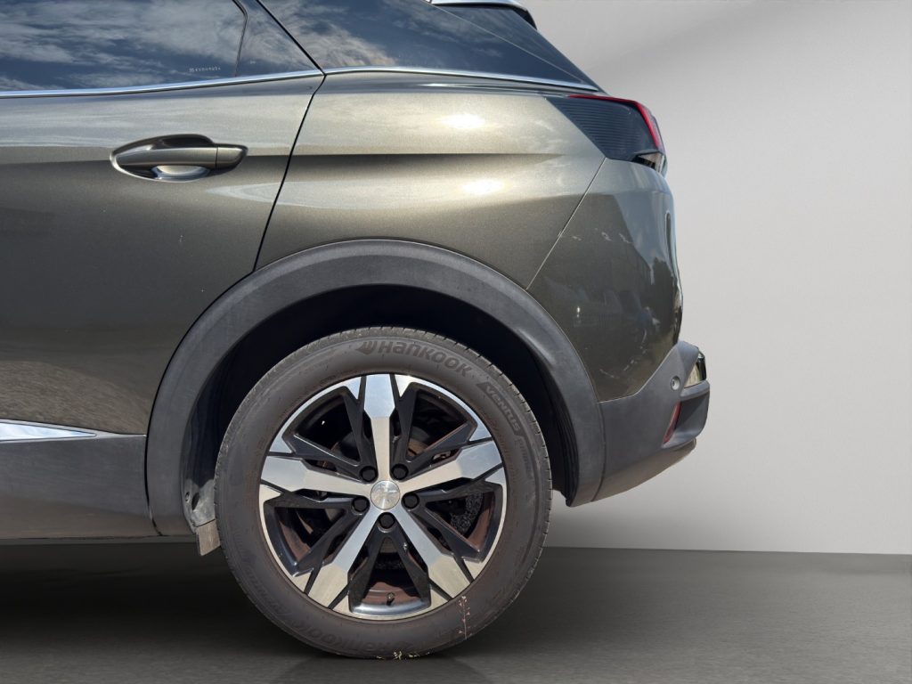 PEUGEOT 3008 BlueHDi 130 S&S EAT 8 GT-LINE - 23