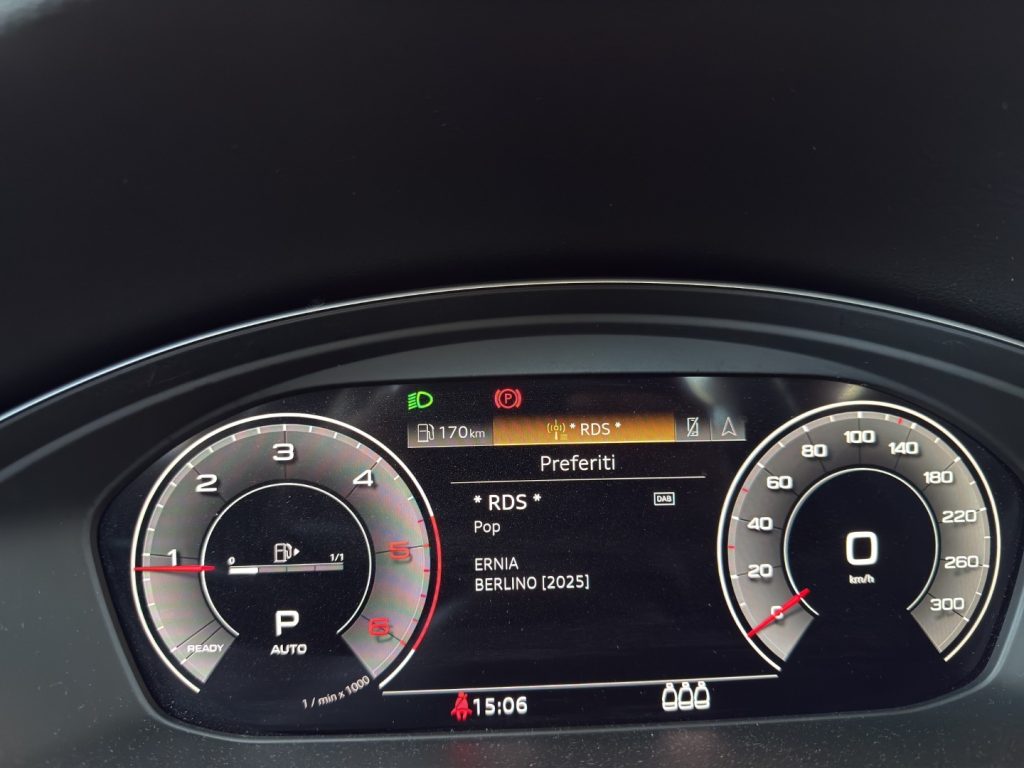 AUDI Q5 SPB 40 TDI quattro S tronic - 11