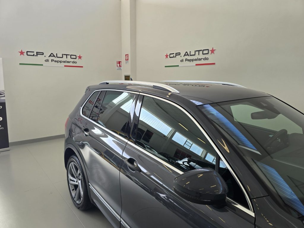 VOLKSWAGEN Tiguan 1.4 TSI eHYBRID DSG R-Line - 27