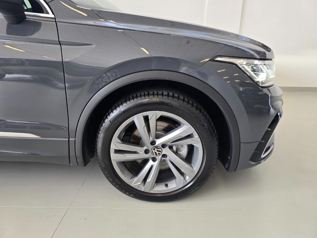 VOLKSWAGEN Tiguan 1.4 TSI eHYBRID DSG R-Line - 28
