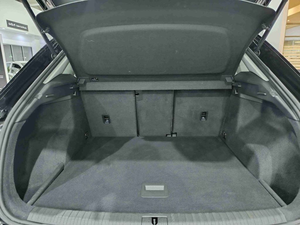 AUDI Q3 35 TDI S tronic Business - 12