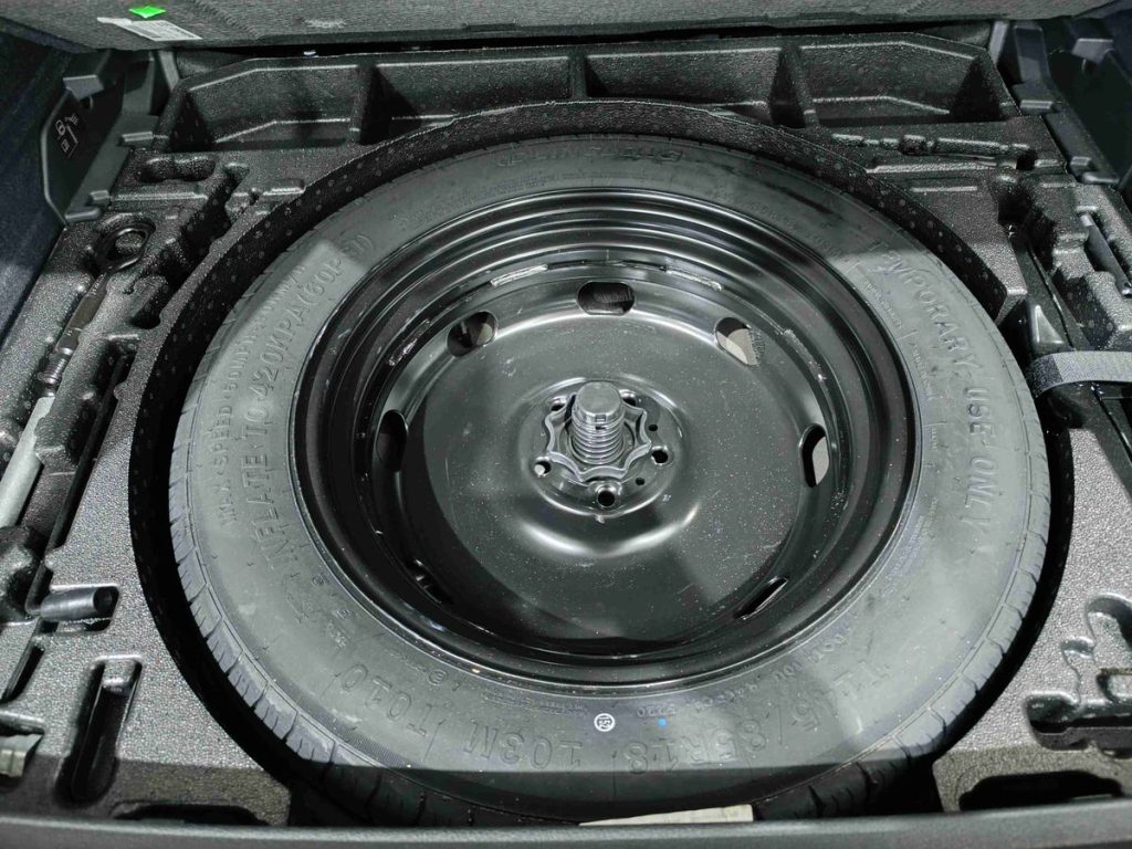 AUDI Q3 35 TDI S tronic Business - 13