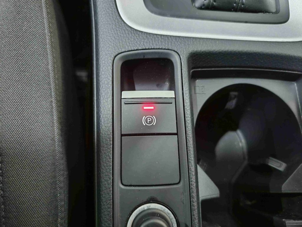 AUDI Q3 35 TDI S tronic Business - 21