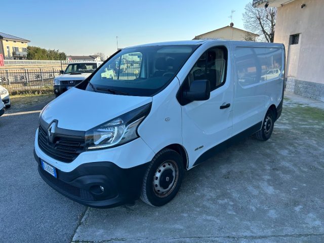 RENAULT Trafic Bianco pastello
