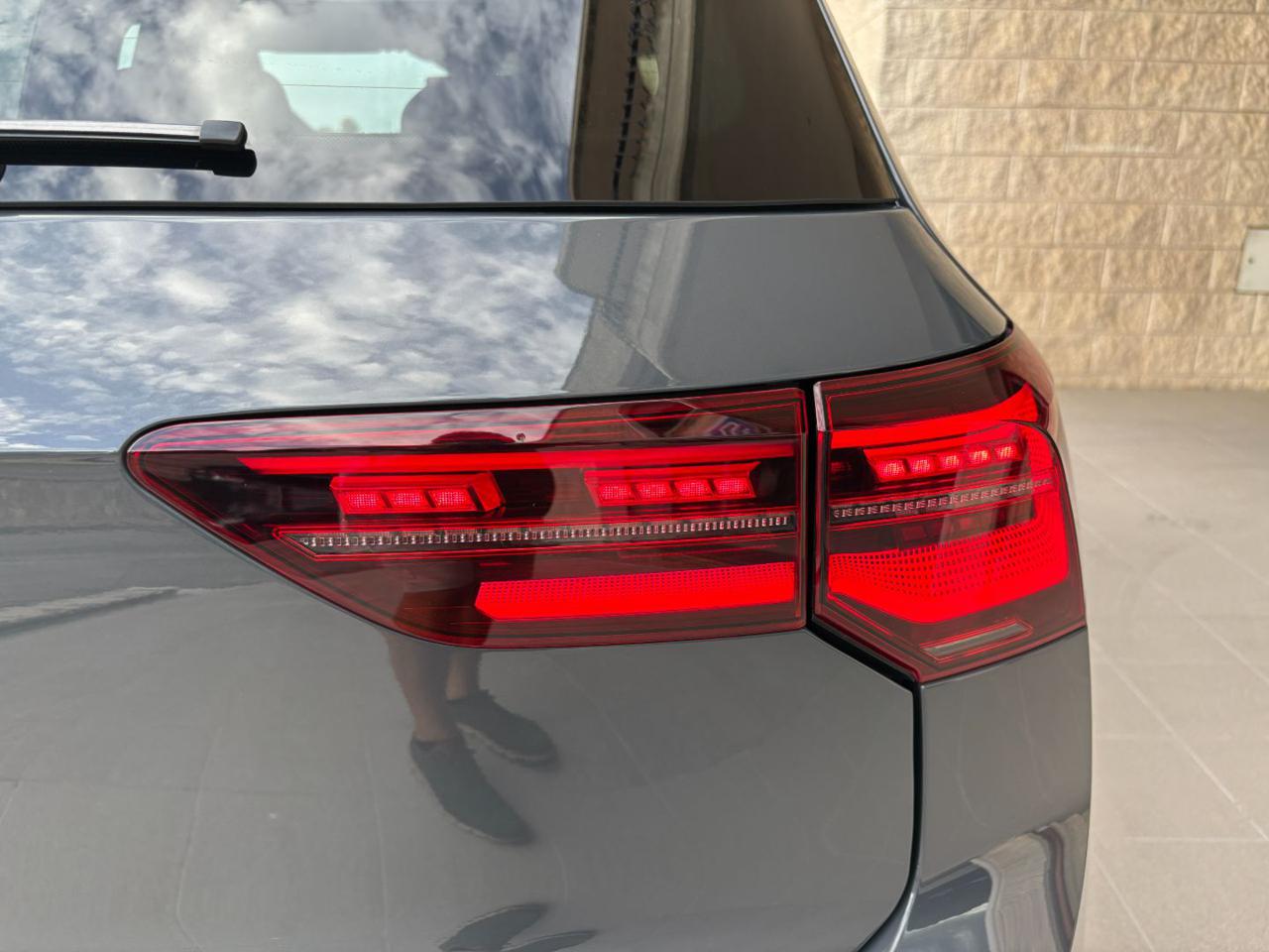 VOLKSWAGEN Golf 2.0 TSI GTI DSG TETTO-LED-PELLE-CERCHI 19 R. - 52