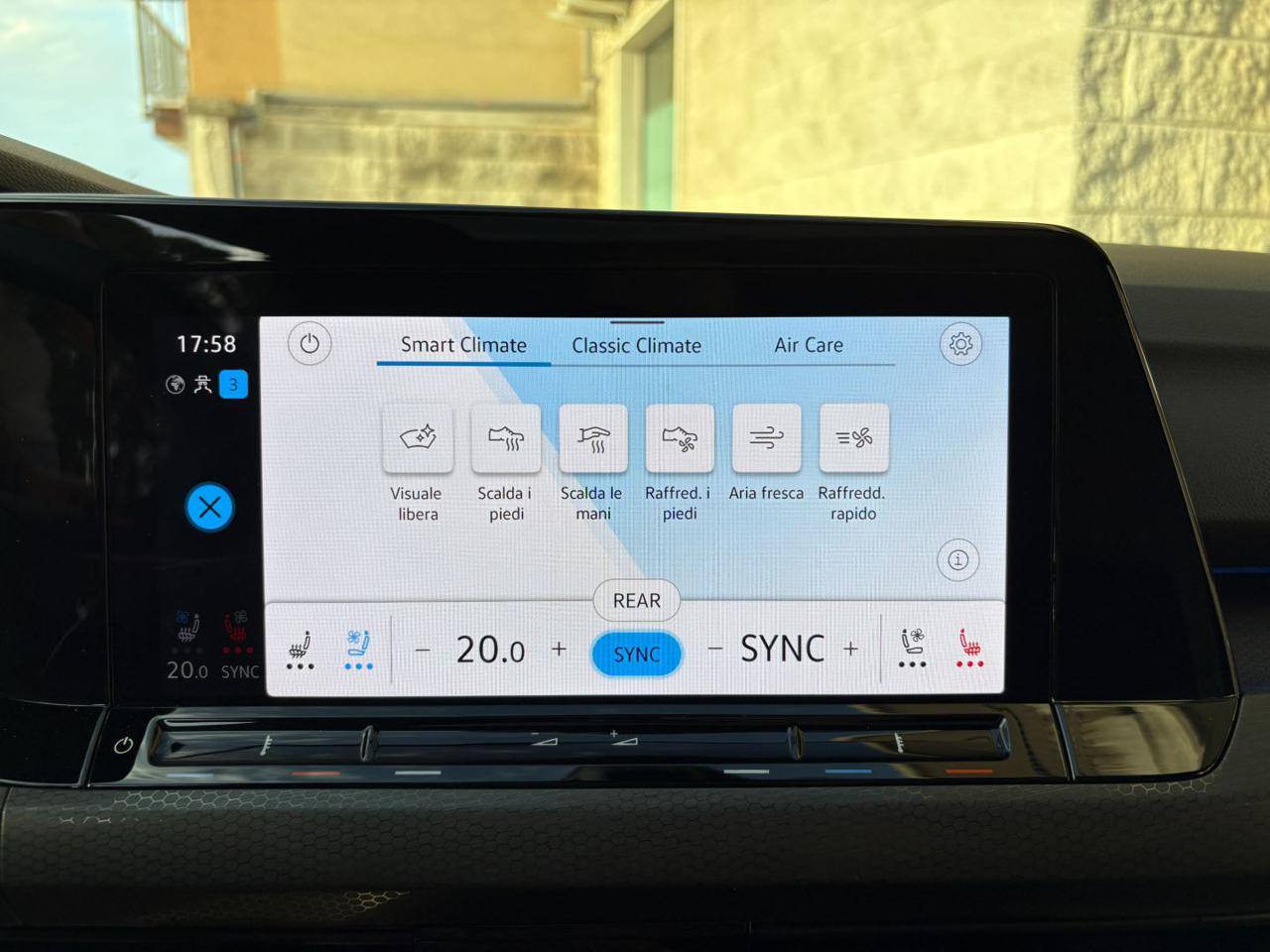 VOLKSWAGEN Golf 2.0 TSI GTI DSG TETTO-LED-PELLE-CERCHI 19 R. - 26