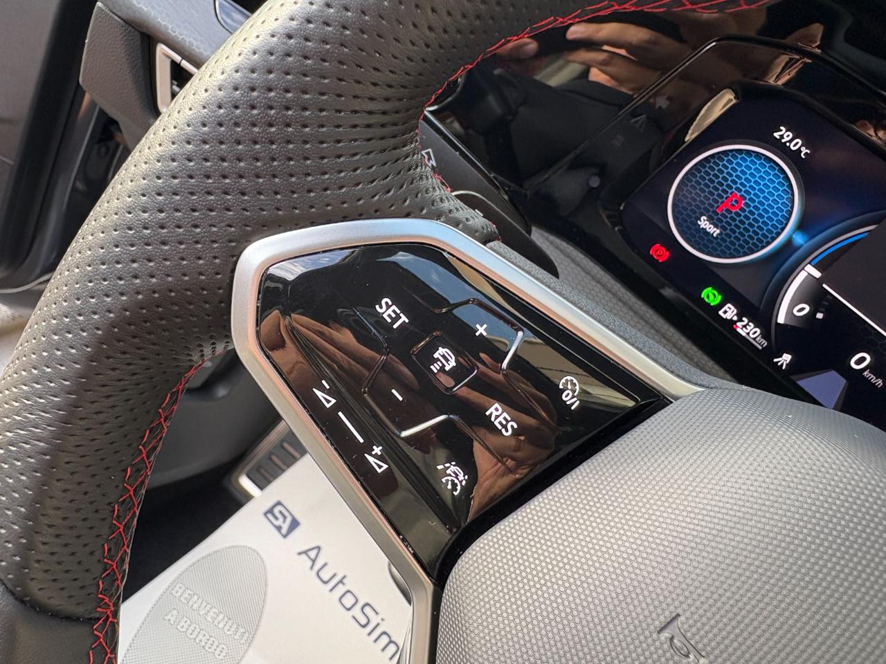 VOLKSWAGEN Golf 2.0 TSI GTI DSG TETTO-LED-PELLE-CERCHI 19 R. - 20