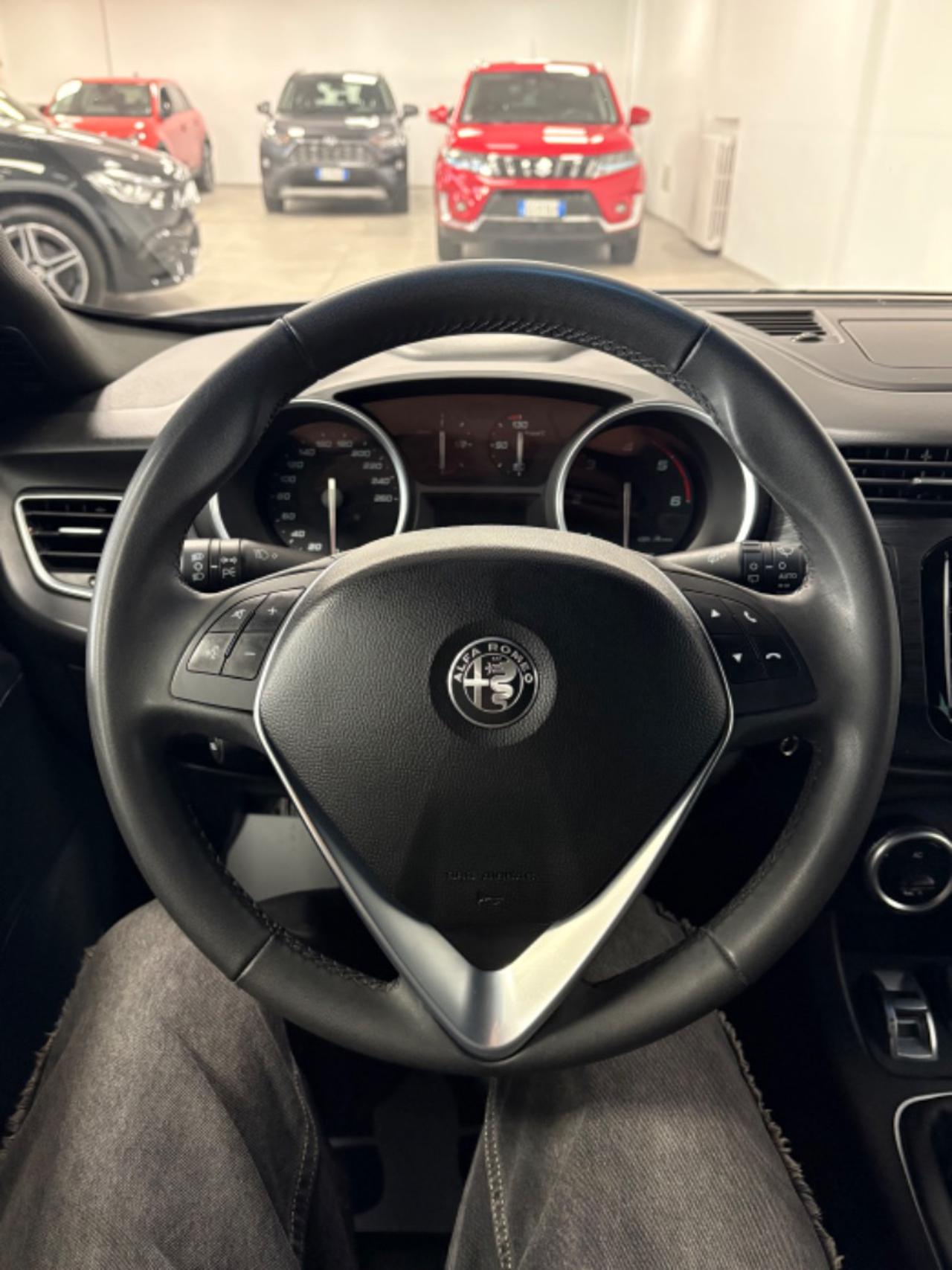 ALFA ROMEO Giulietta 1.6 JTDm 120 CV Super IVA ESPOSTA - 9