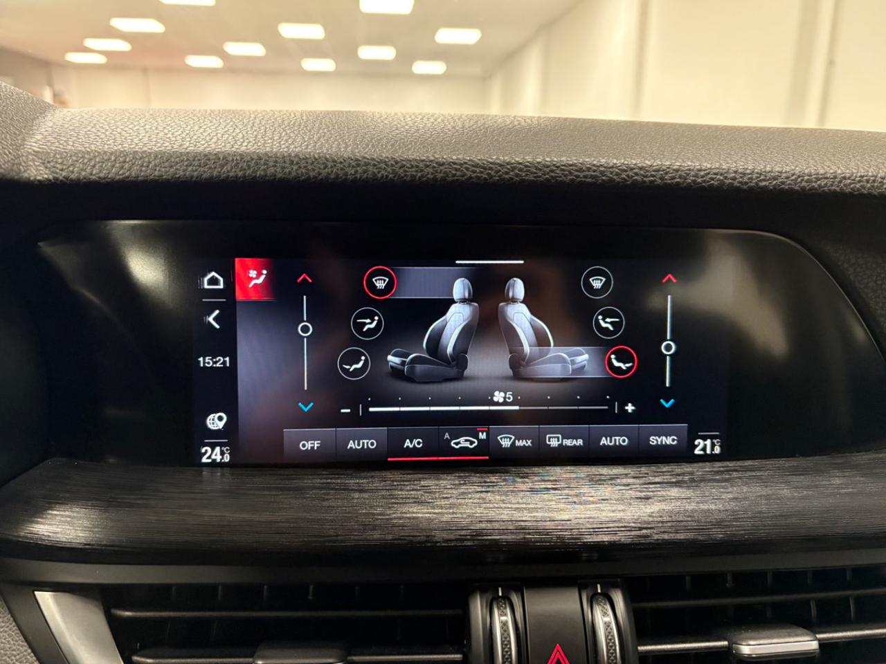 ALFA ROMEO Stelvio 2.2 Turbodiesel 160 CV AT8 RWD Super KM 46000 - 16