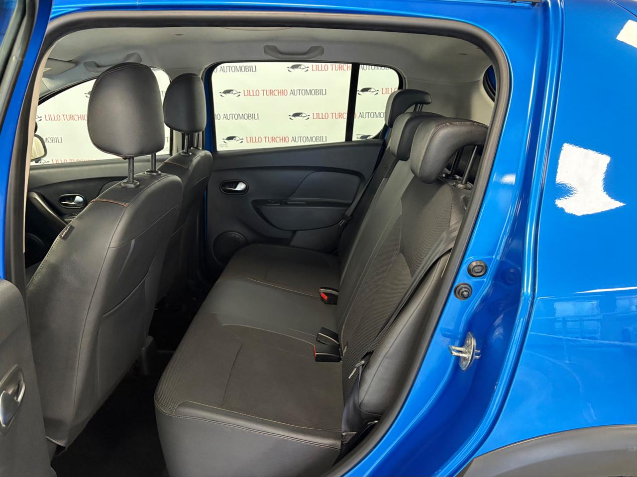 DACIA Sandero Stepway 1.5 dCi 8V 90CV Start&Stop - 23