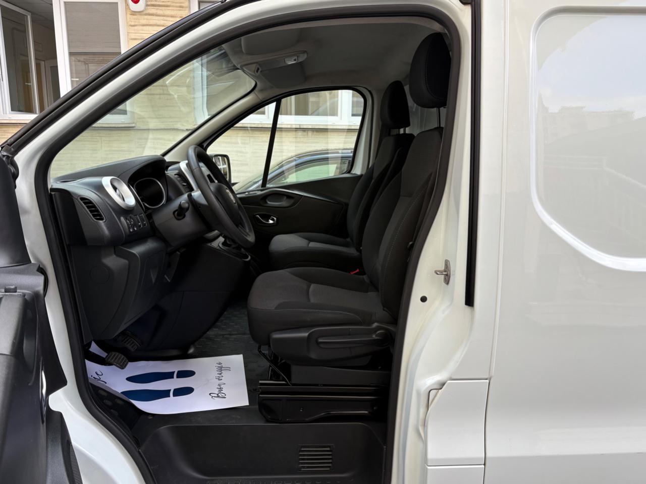 FIAT Talento 2.0 Ecojet 145CV PL-TA Furg 12q 15900€ +IVA - 9