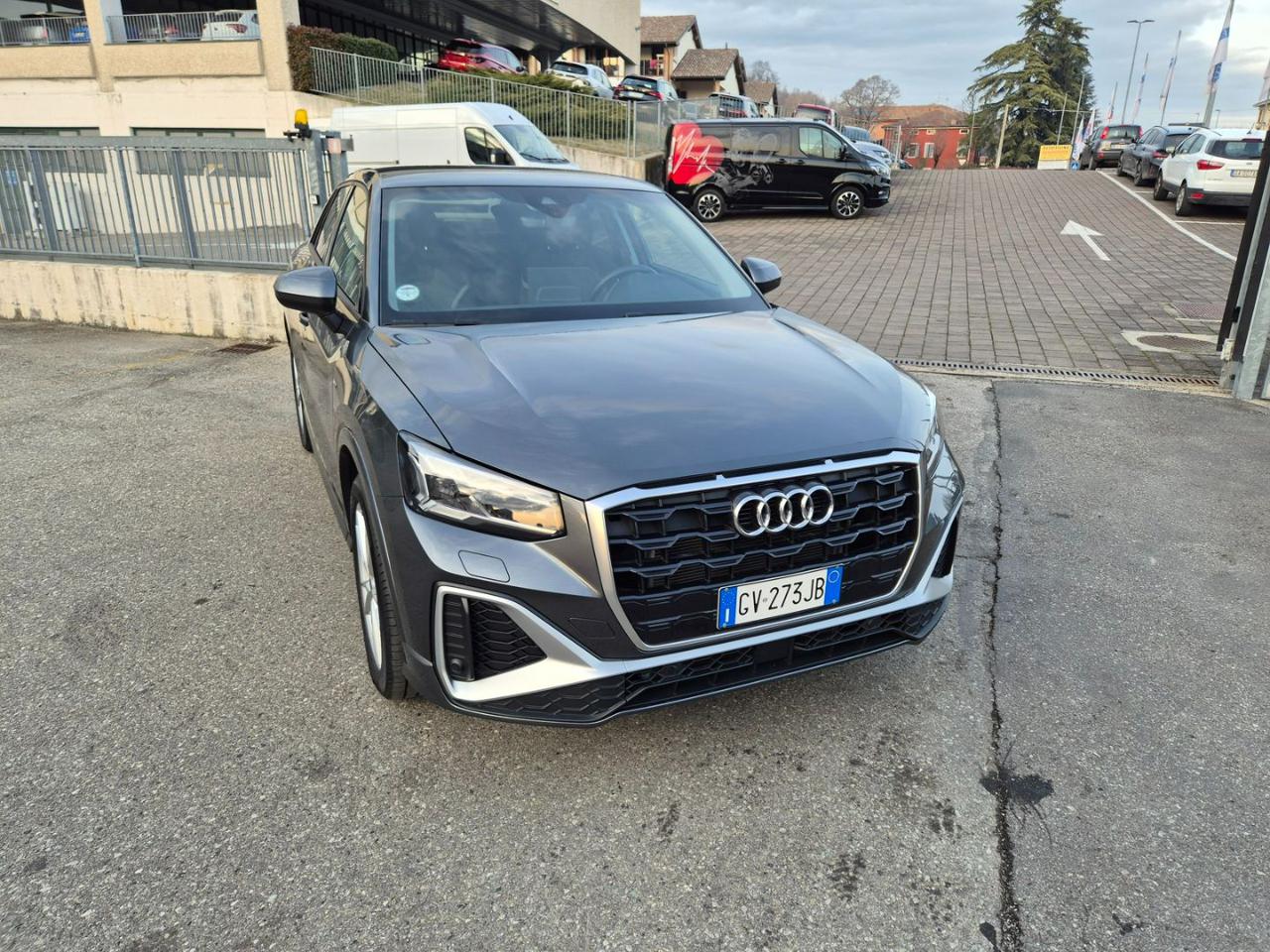 AUDI Q2 35 TDI S tronic S line Edition - 4