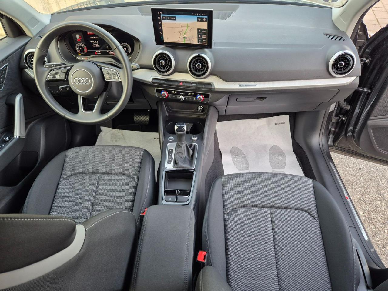 AUDI Q2 35 TDI S tronic S line Edition - 13